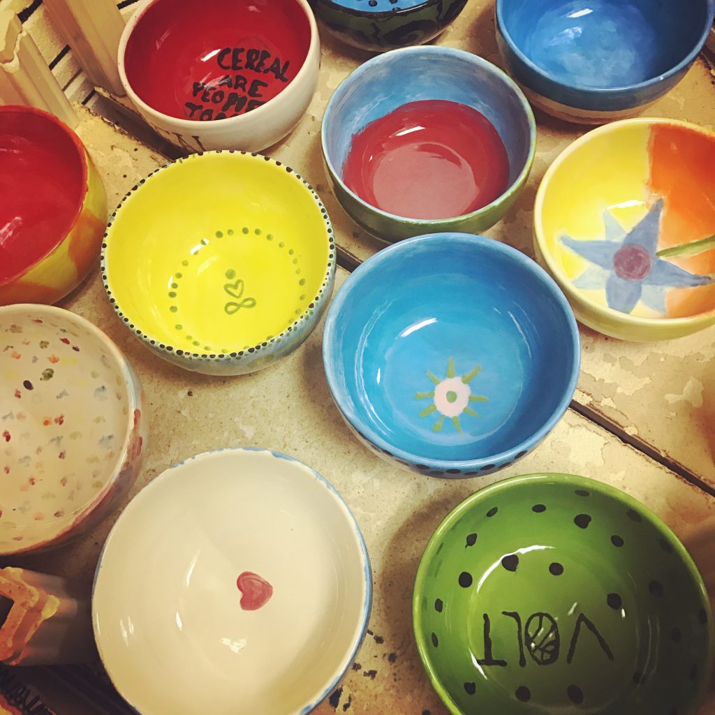 60+ Pottery Painting Ideas Paint Your Own Pottery Ideas HARUNMUDAK