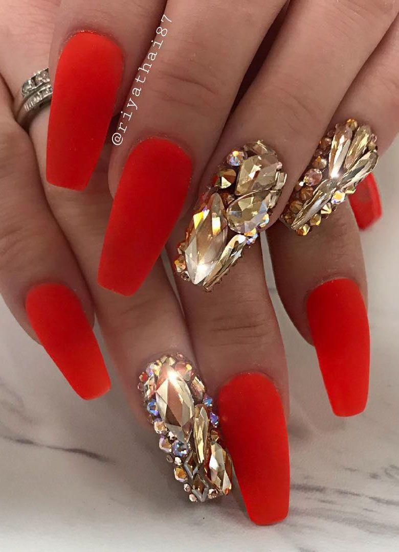 40+ Gorgeous Red Nail Design Ideas | HARUNMUDAK