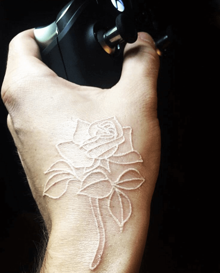 White ink tattoos 🕸 #tattoo #tattooideas #whiteink #inspo