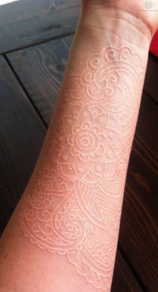 White ink tattoos 🕸 #tattoo #tattooideas #whiteink #inspo