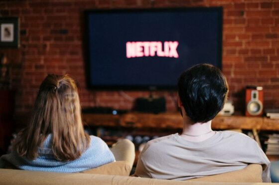 pexels cottonbro studio 4009401 10+ Best Netflix Alternative Services to Watch Movies and TV Series in 2024