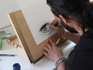 Bildschirmfoto 2023 07 18 um 17.26.01 A Beginner's Guide for a Perfect Canvas Painting: From Priming to Finishing